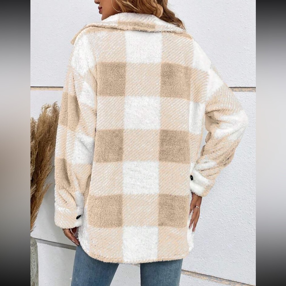 Cozy buffalo plaid button down teddy jacket - Picture 13 of 16